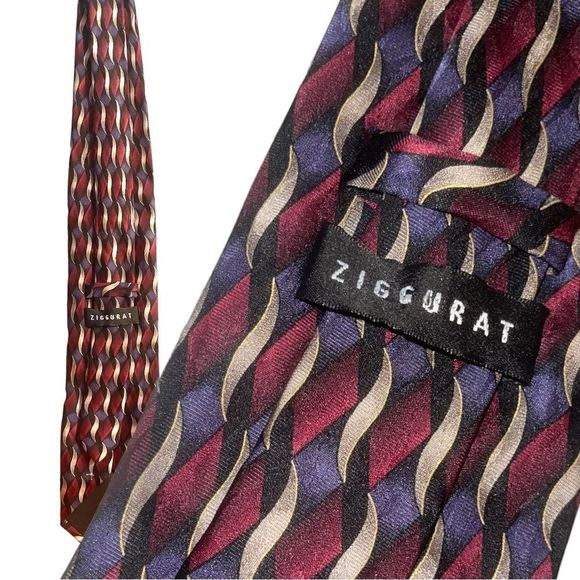 Ziggurat silk necktie - Picture 1 of 4